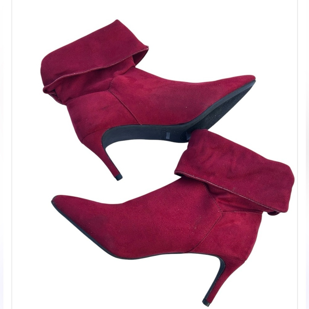BAMBOO faux suede slouchy heeled bootie 10
